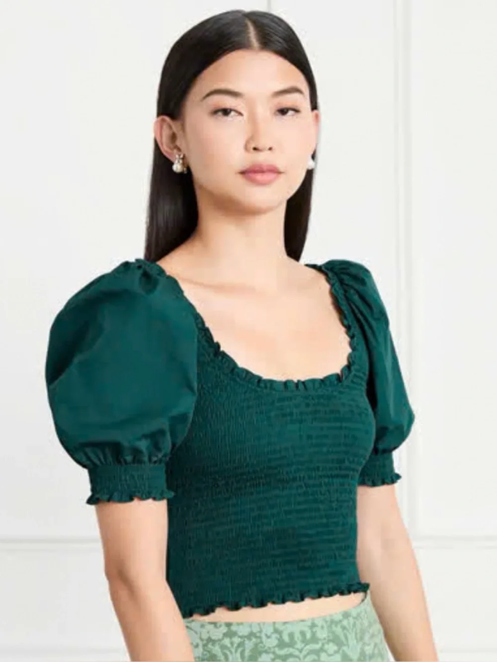 Hill House Size S • Puff Sleeve Top Emerald Botanical Green.
